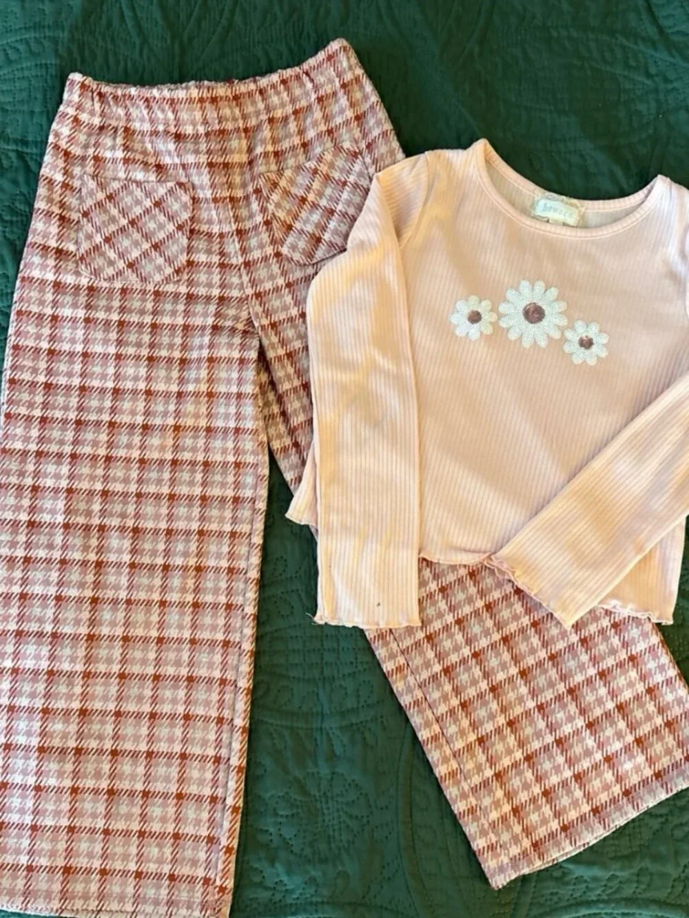 Btween Size 7/8 Pink Herringbone Mod Outfit Set (Pants + Shirt + Sweater) - Picture 4 of 6
